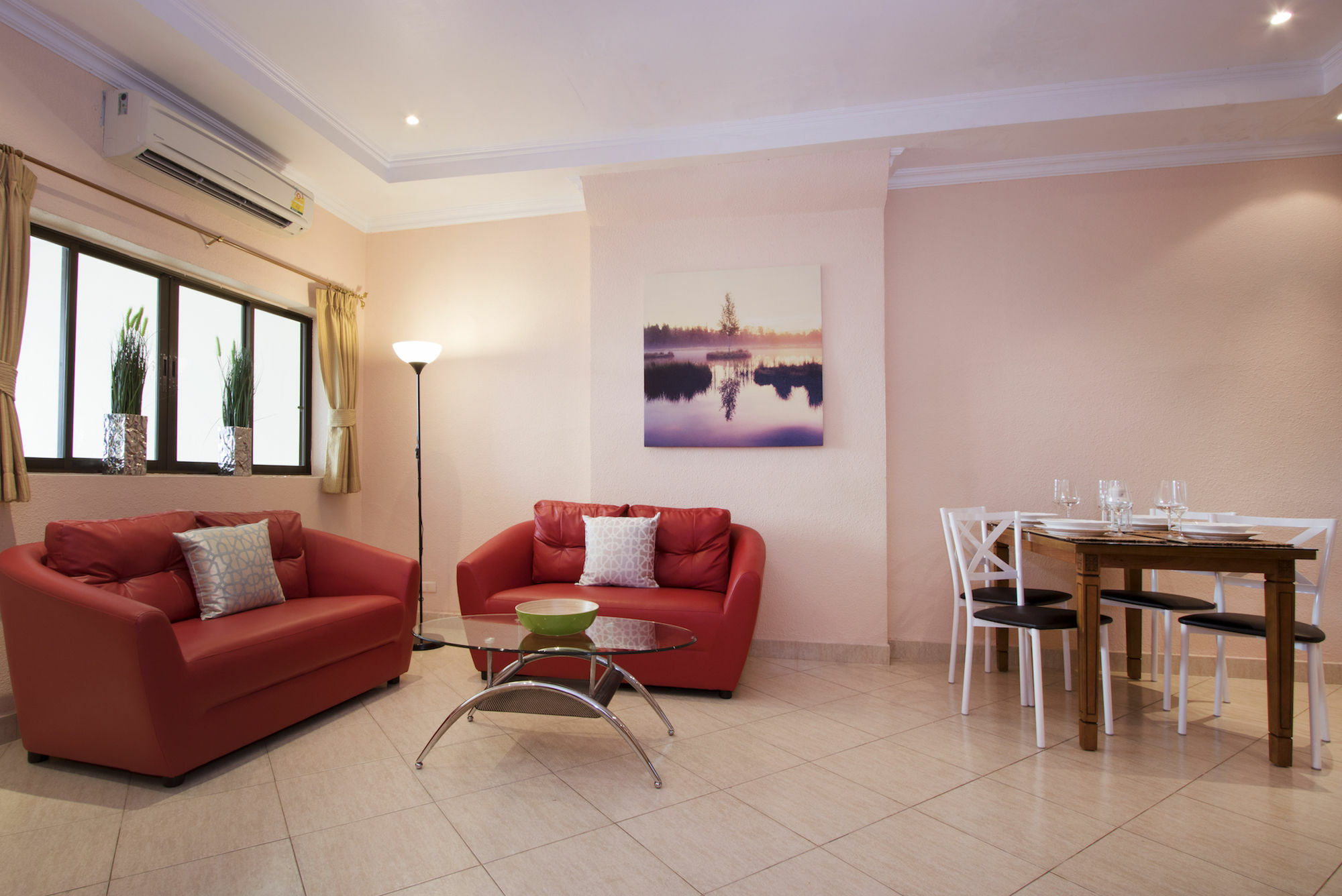 Ashford Villas Cosy Beach Патая Екстериор снимка