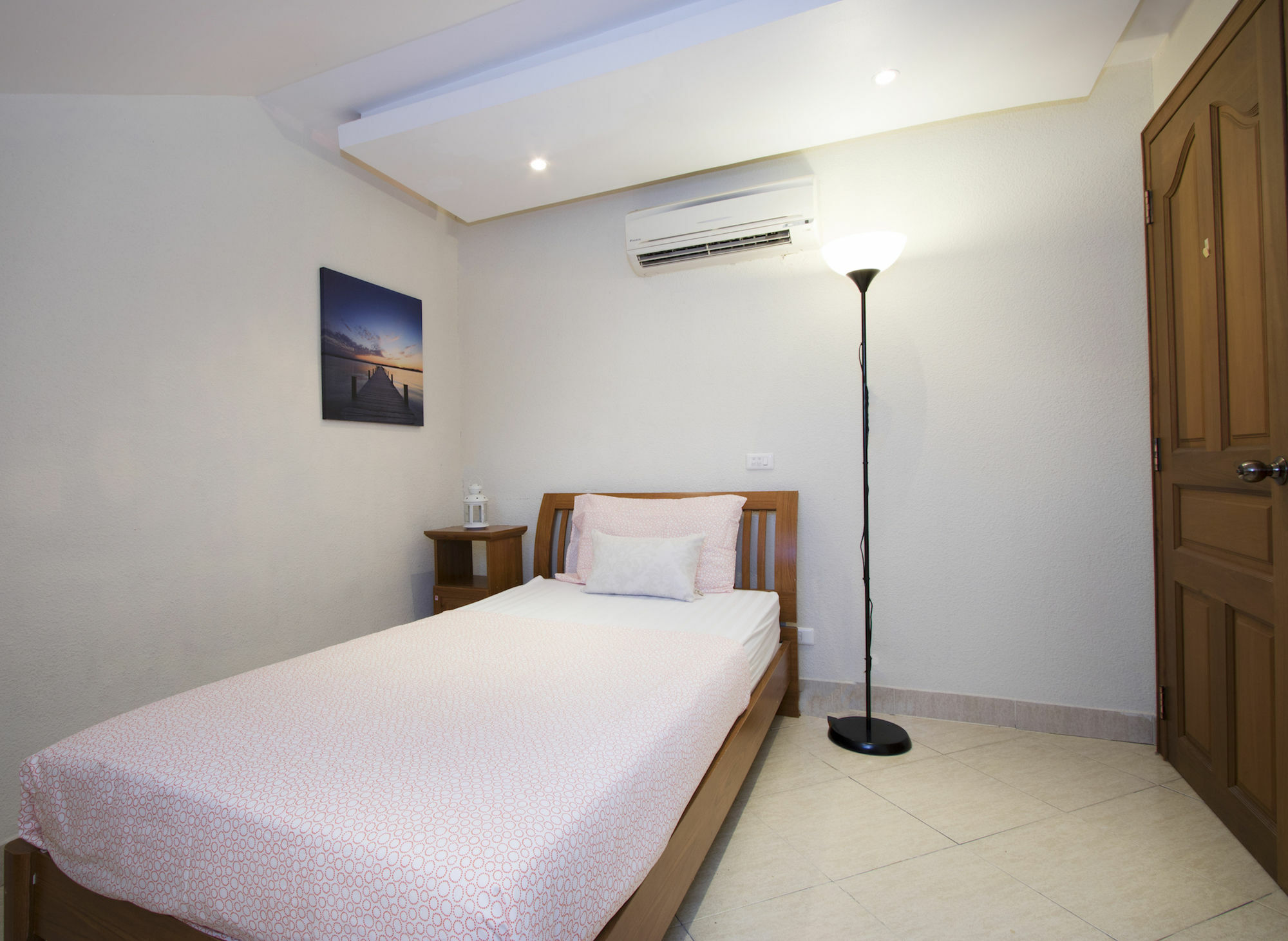 Ashford Villas Cosy Beach Патая Екстериор снимка