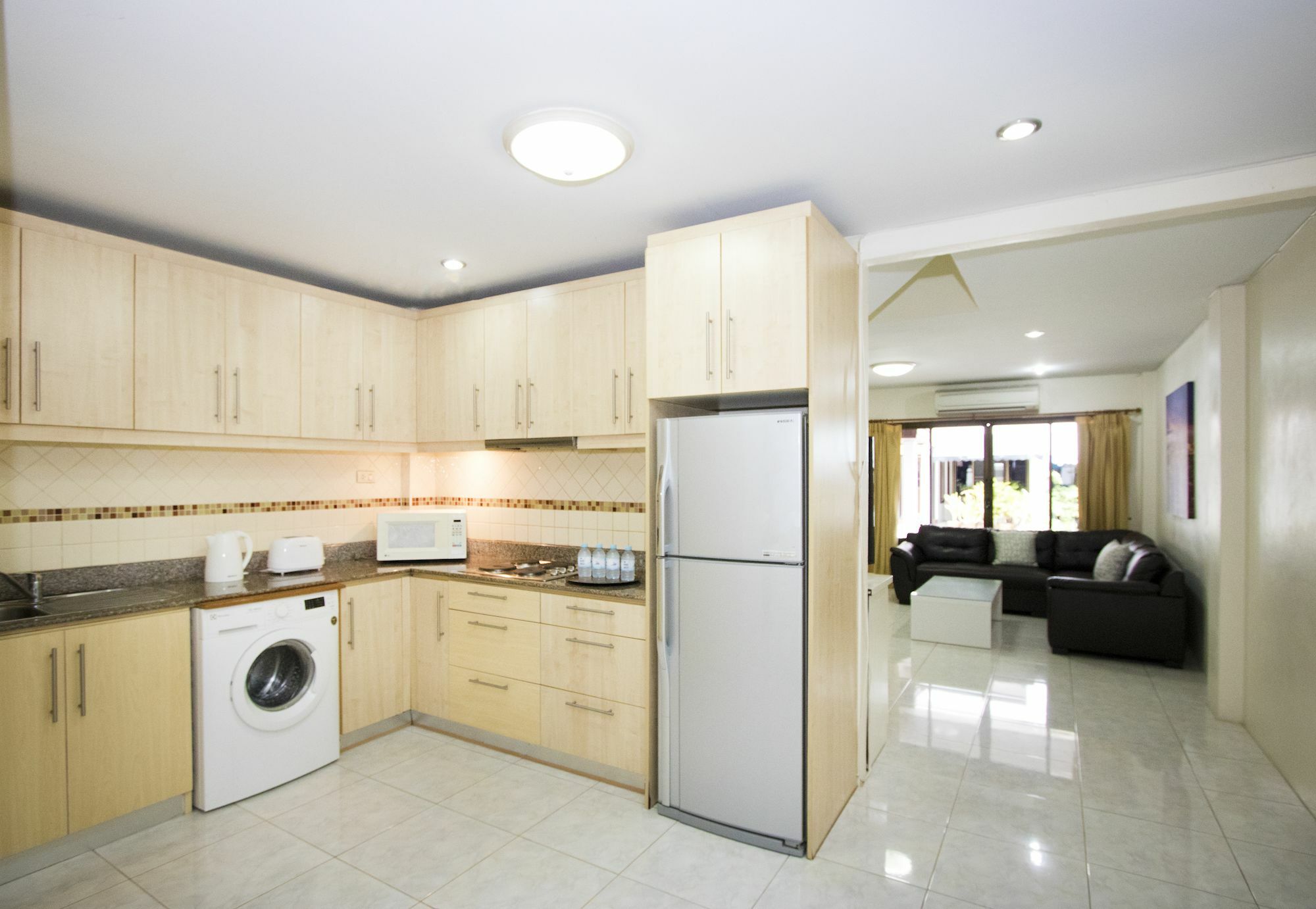 Ashford Villas Cosy Beach Патая Екстериор снимка