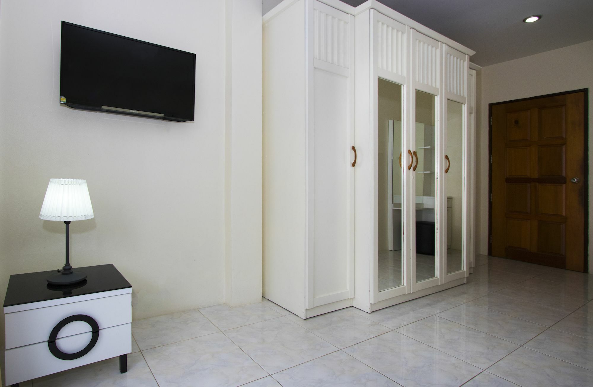 Ashford Villas Cosy Beach Патая Екстериор снимка