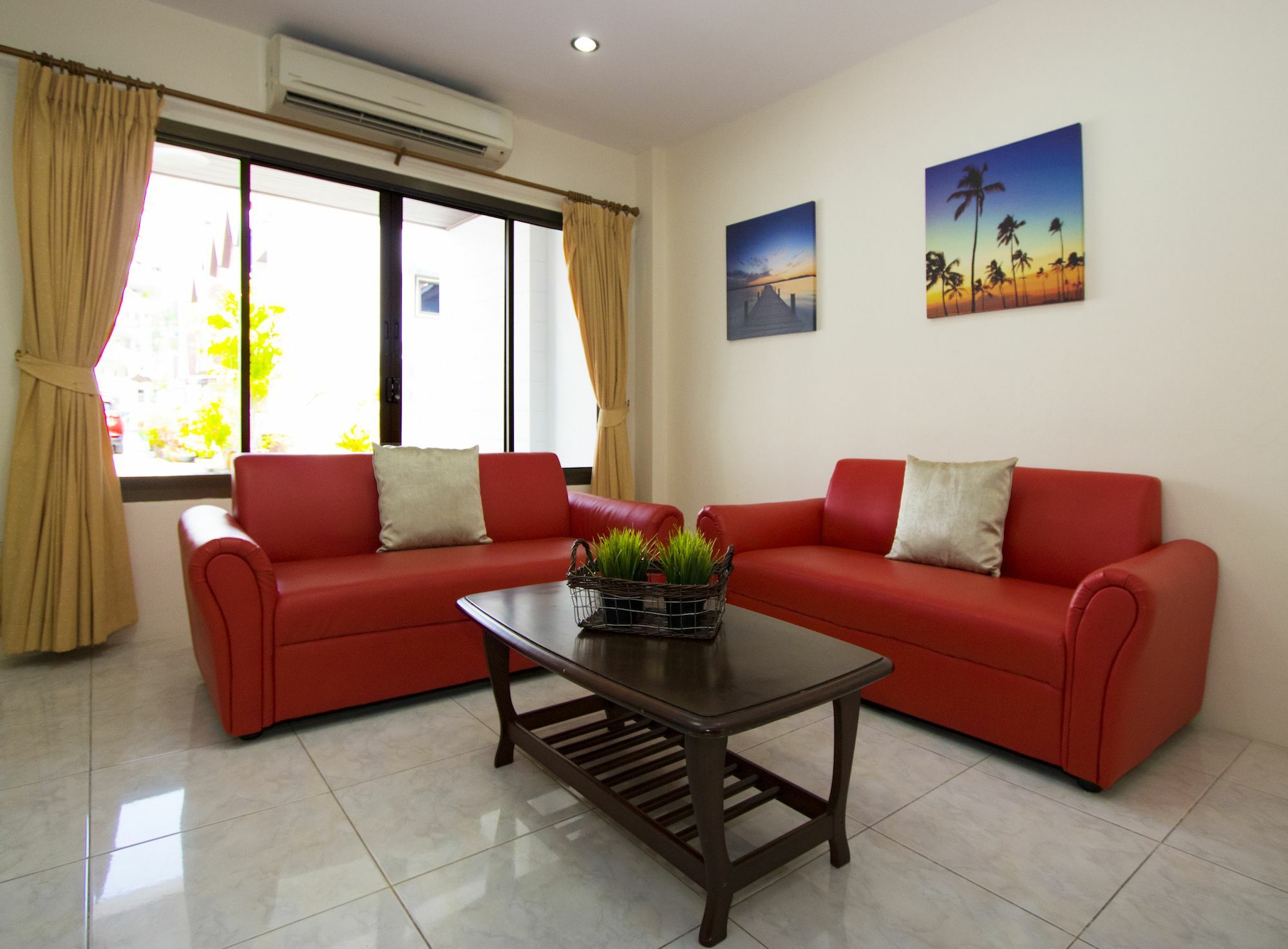 Ashford Villas Cosy Beach Патая Екстериор снимка